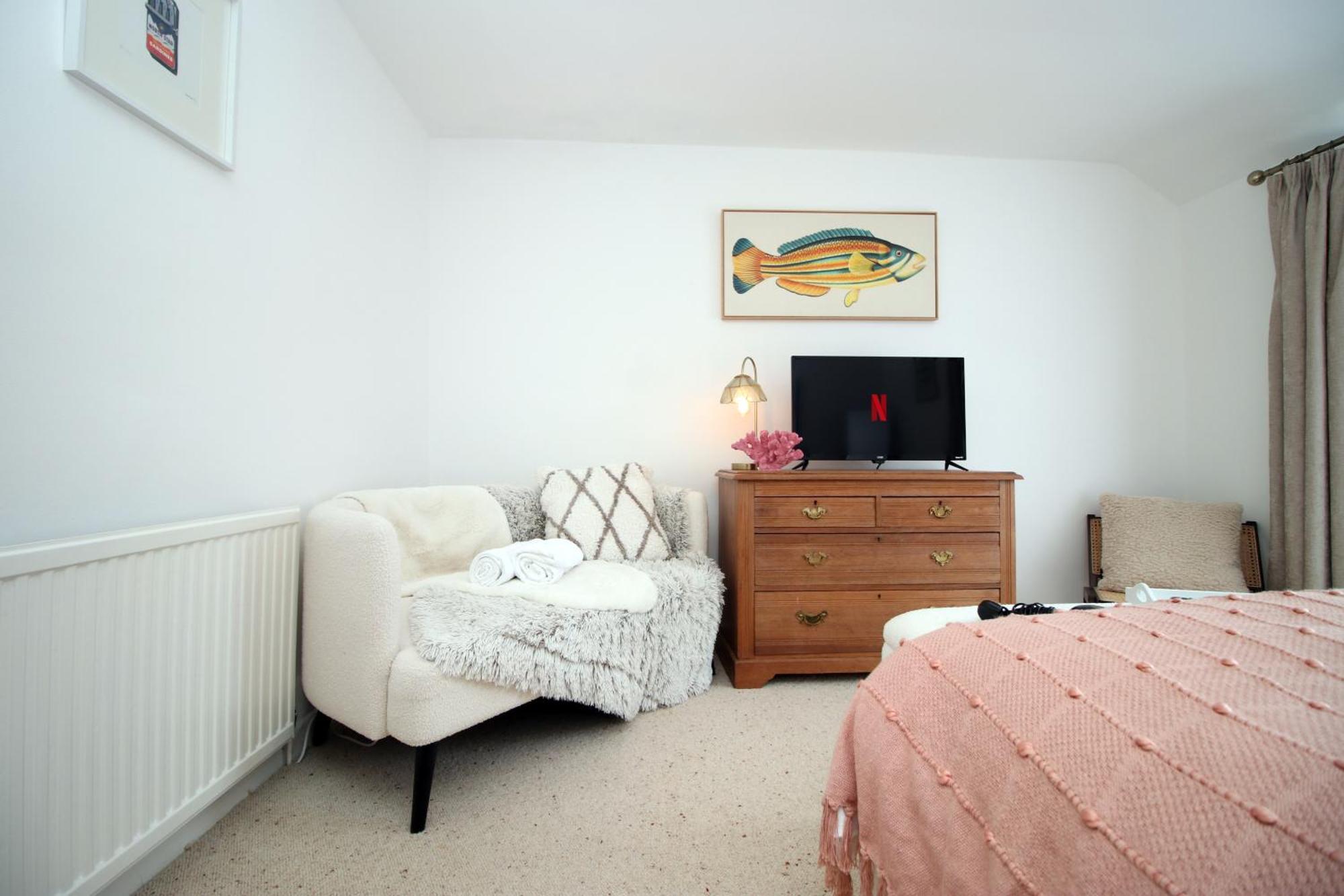 Little Gem In The Mumbles! Fishermans Cottage With Log Burner, Dog Friendly And Welcome Breakfast Hamper! Екстериор снимка
