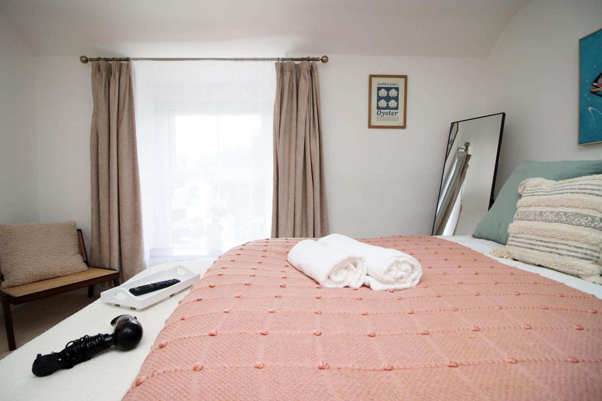 Little Gem In The Mumbles! Fishermans Cottage With Log Burner, Dog Friendly And Welcome Breakfast Hamper! Екстериор снимка