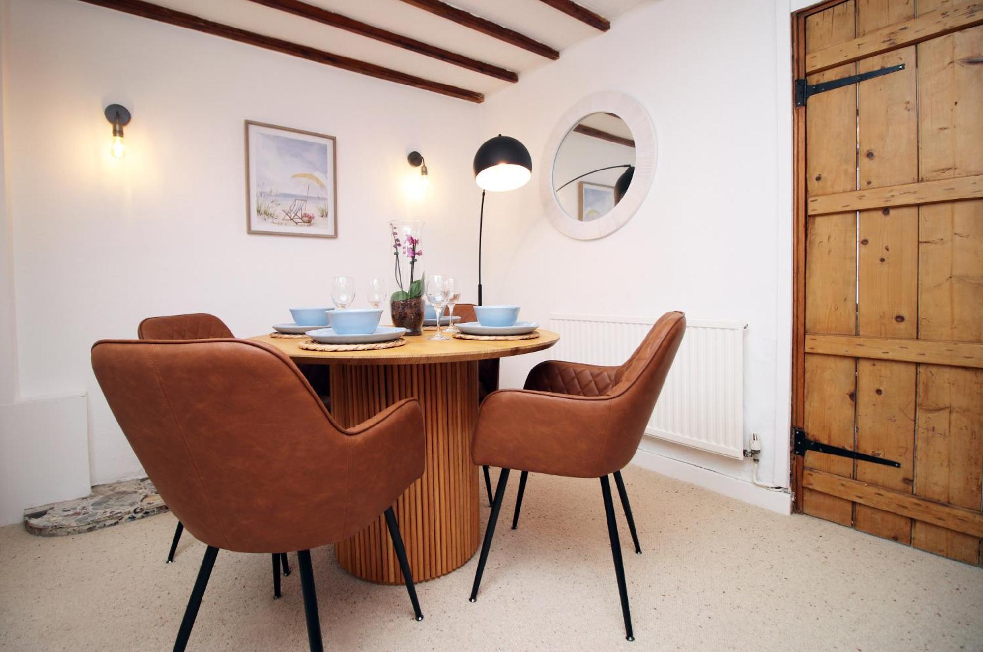 Little Gem In The Mumbles! Fishermans Cottage With Log Burner, Dog Friendly And Welcome Breakfast Hamper! Екстериор снимка