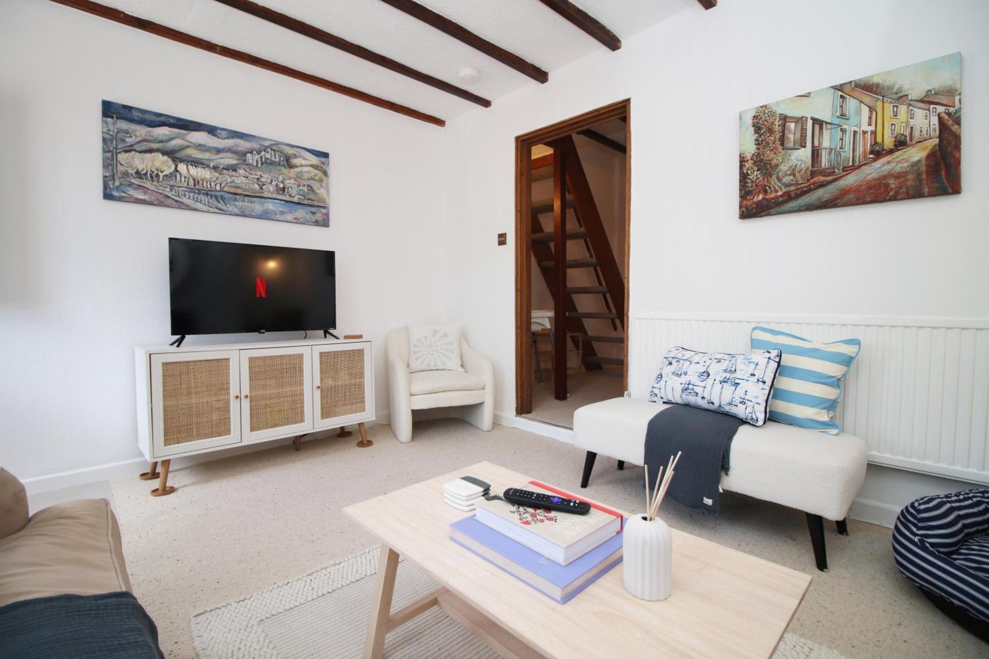 Little Gem In The Mumbles! Fishermans Cottage With Log Burner, Dog Friendly And Welcome Breakfast Hamper! Екстериор снимка