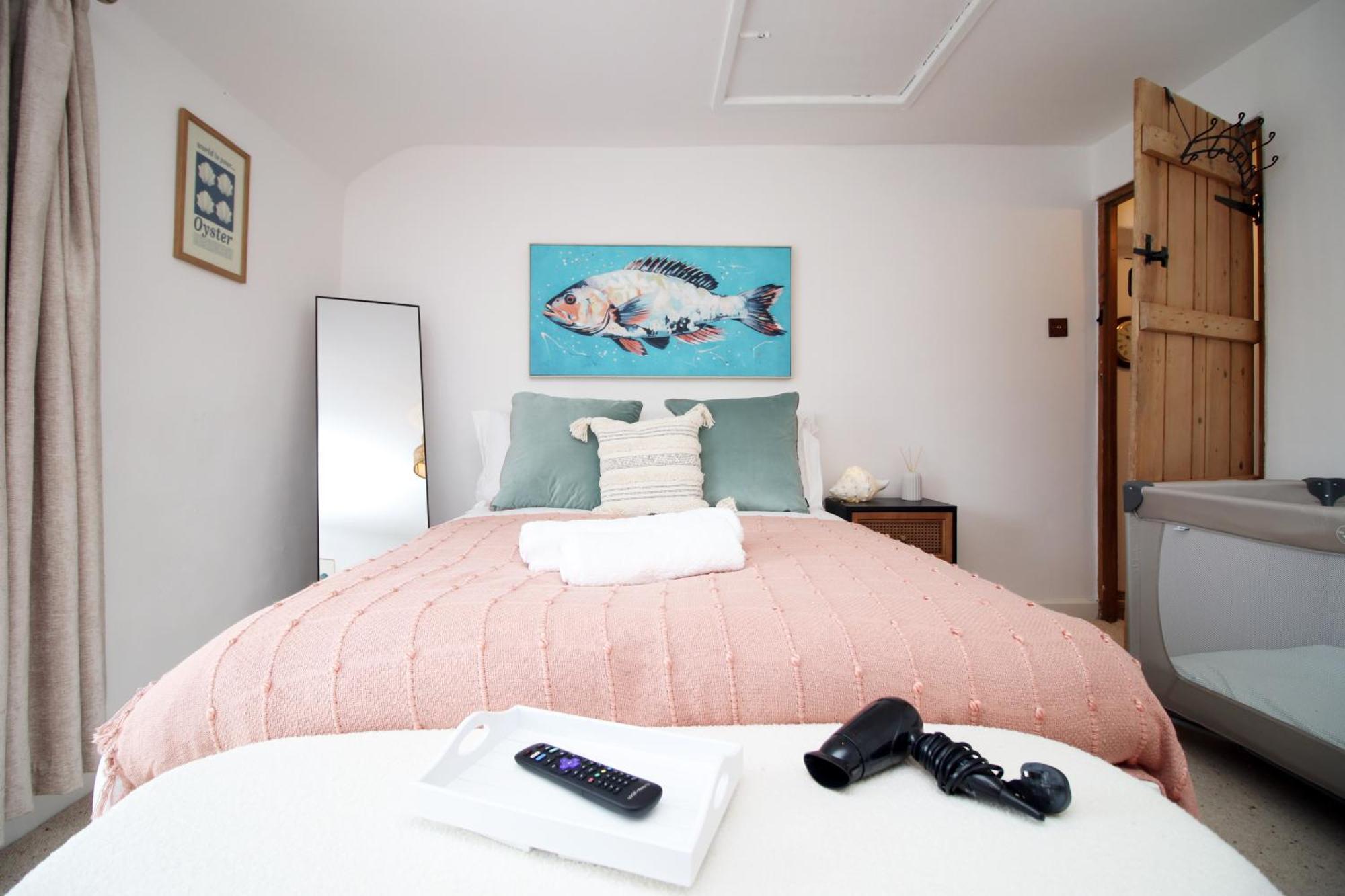 Little Gem In The Mumbles! Fishermans Cottage With Log Burner, Dog Friendly And Welcome Breakfast Hamper! Екстериор снимка