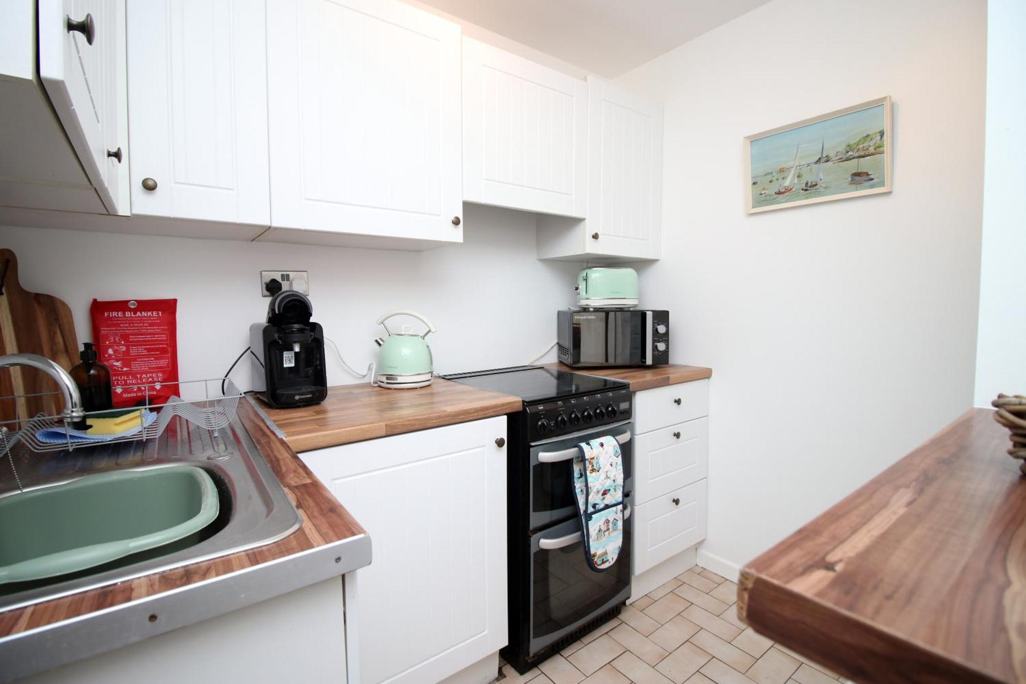 Little Gem In The Mumbles! Fishermans Cottage With Log Burner, Dog Friendly And Welcome Breakfast Hamper! Екстериор снимка